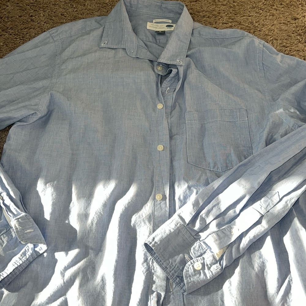 Mens old navy button down shirt